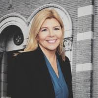 100+ "Abigail Berger" profiles