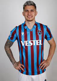Current news, match results, information about players, entrance tickets for home matches and much more. Trabzonspor 2021 22 Heimtrikot