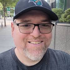 That's our rookie 👏 Thanks to Blaker and everyone who joined us last night  for another fun Canes Corner!