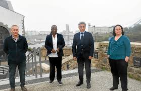 Candidats, programmes, dates, sondages, résultats, infos pratiques. Article Similaire A Finistere Le Brest De Maria Paillard