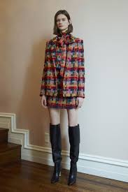 The early sixties were more reminiscent of the 1950s — conservative and restrained; 25 60s Fashion Trends Making A Comeback 60s Outfit Ideas