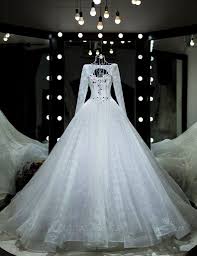Long Sleeve Ball Gown Elita Custom Wedding Dress Shop In Houston Tx Long Sleeve Ball Gowns Wedding Dresses Ball Gowns