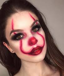 It also known as stephen king's it is an 1990 american supernatural horror drama miniseries directed by tommy lee wallace and adapted by lawrence d. 23 Pennywise Makeup Ideas For Halloween Women Blog