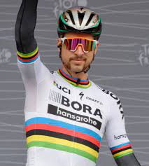 Suivez toute l'actualité du cyclisme ainsi que les étapes en direct et accédez aux parcours, résumés, images et vidéos marquantes et classements (général, par équipe, etc) mis à jour en temps réel. Peter Sagan Wikipedia