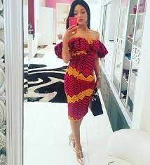 Modèles de robes en pagne le modèle de robe est assez simple haut bustier et bas de la marque boutique sosoden si tu est un. 1001 Idees De Pagne Africain Style Et Comment Le Porter Model Robe Pagne Africain Model Robe En Pagne Robe Africaine