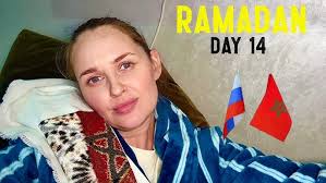 الروسية في المغرب" أحرقت حساء الحريرة المغربية الذي أعدته على الإفطار في  شهر رمضان🧯🔥🫣