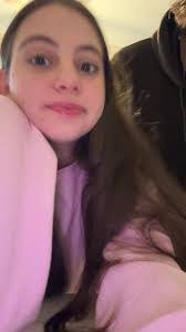 Lauren Oster's Instagram, Twitter & Facebook