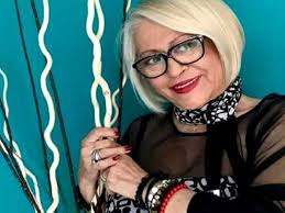 Mirabela dauer, născută mirabela scorțaru, (n. Mirabela Dauer È™i A Schimbat Religia È™i A Fost Pe Punctul De A Se CÄƒlugÄƒri Romania Libera