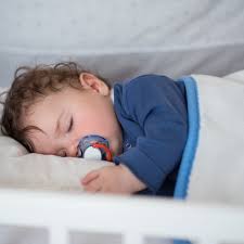 Backed by a gospel choir, franklin gets. Welches Babybett Stubenwagen Oder Beistellbettchen Eltern De