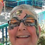 Deanna Holifield's Instagram, Twitter & Facebook