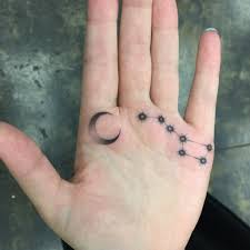 Without further ado, here are ten of our favorites. Hand Poked With A Single Needle By Emily Geiger At Timeless Tattoo In Los Angeles Imgur