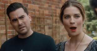 Annie Murphy Weighs In On 'Schitt's Creek' Reunion Potential