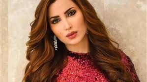 ووثقت الصور فارق الطول الكبير بين. ÙÙŠØ¯ÙŠÙˆ Ù†Ø³Ø±ÙŠÙ† Ø·Ø§ÙØ´ ØªÙ†Ù‡Ø§Ø± Ø¨Ø§Ù„Ø¨ÙƒØ§Ø¡ Ø¨Ø³Ø¨Ø¨ Ù…Ø§ ÙŠØ­Ø¯Ø« ÙÙŠ Ø§Ù„Ù‚Ø¯Ø³ Beirutcom Net