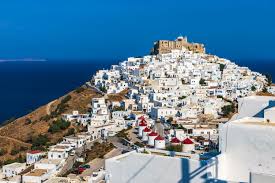 Astypalaia | travel guide about astypalaia, a beautiful island in the heart of aegean sea. Astypalea Der Schmetterling Der Agais Holidayguru Ch