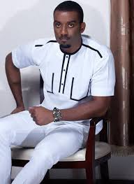 Que votre tenue soit en pagne vlisco, woodin ou en wax pagne tout court, savoir mettre en valeur reste une chose vraiment importante. Vetements Africains Pour Hommes Traditionnel Africain African Men Fashion Nigerian Men Fashion African Dresses Men
