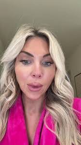 Tamara Flaherty's Instagram, Twitter & Facebook