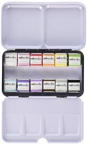 17 Best Watercolor Paint Sets Both Beginners And Professional Artists Will Love Paint Sets Watercolor Paint Set Watercolour Painting