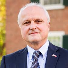 Tuck Faculty Predict Business Trends in 2023