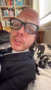 Just a bit of white noise to help him sleep. #poopoo #dutton #auspol  #election #whitenoise #comedy #sketchcomedy #matesrates