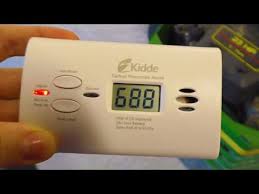 One fascinating thing about the first alert co605 model is that it will not leave you exposed to carbon monoxide. Carbon Monoxide Alarm Full Review Kidde Kn Copp B Lpm Poisonous Gas Detector Propane Meter 2 Beeps Youtube