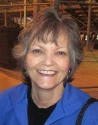 Deena Mills's Instagram, Twitter & Facebook