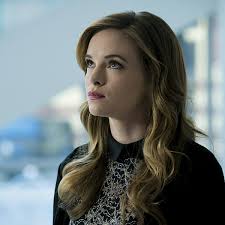 Caitlin Explores Her Powers On 'The Flash' With Her Mother & Killer Frost  Might Be Coming