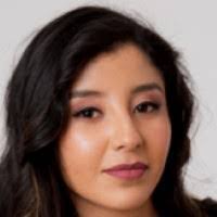 America Robledo's Instagram, Twitter & Facebook