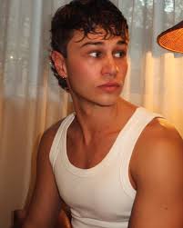 have you guessed the song title yet ? 👀