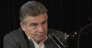 Francouzům už dochází, koho si zvolili. Macron není spasitel, říká docent  Eichler