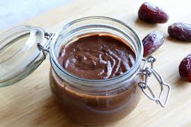 Pate A Tartiner Dattes Chocolat Sb N Devient La Ferme D Alice Recette Dattes Dattes Pate A Tartiner