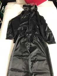 Jas hujan terbaik cocok untuk touring. Baju Hujan Kualiti Terbaik Men S Fashion Clothes On Carousell