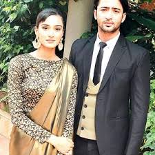 Erica fernandes father mother date of birth age wiki bio movies photos video net worth remuneration marital status boy friend awards figure he. Kuch Rang Pyaar Ke Aise Bhi Is Coming Back Desimartini