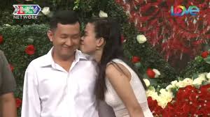 Khi được mc quyền linh và cát tường khuyến khích nên hát thử xem dở thế nào, thanh đã không. Cáº·p Ä'oi Vá»«a Gáº·p NgÆ°á»i Trong Má»™ng Ä'a Muá»'n Ä'áº» Báº¡n Muá»'n Háº¹n Ho 410