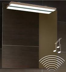 .bluetooth lautsprecher badezimmer dusche wasserdichte tragbare drahtlose lautsprecher bluetooth boombox speaker soundbar wlan speakers multimedia speaker wireless boombox speaker. Sound Wenn Der Badezimmerspiegel Zum Bluetooth Sound System Wird Stereoanlage Furs Bad Dank Klangprozessor Abgestimmt Auf Die Akustisch Anspruchsvollen Oberflachen