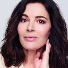 Nigella was voted author of the year at the 2001 british book awards. Nigella Lawson I Feel Insecure If I Don T Know What I M Going To Eat