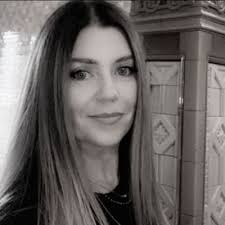 Shannon Hatch (@cheezitslut)