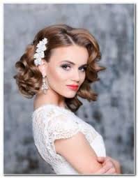 50s hairstyles are classic hairstyles that are fabulous enough to be worn for weddings, proms and irrespective of whether you're trying a 50s hairstyle for fun or to make heads turn at a party, we are this type of hairstyle will look good on women with medium length hair. 50s Hairstyles 2019 Photo Ideas Step By Step