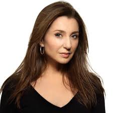 High School Poet: Donna Murphy Gets Literary