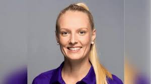 Western Illinois University hires new coaches for women's bowling, track &  field/cross country