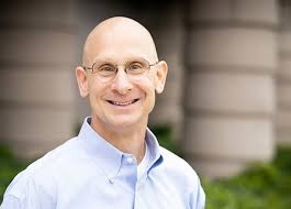 Alumnus brings experienced insight to nursing program