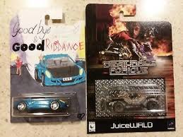 Goodbye & good riddance is juice wrld's debut album, released on may 23, 2018 through his label, interscope records.it features 15 tracks and is available for streaming on soundcloud, apple. Buena Fortuna Jugo Wrld Adios Azul Coche De Juguete Bandido Bandana Muerte Carrera Por Amor Ebay
