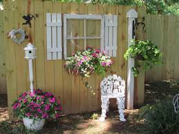 It is designed to suspend any object, such as a hanging plant basket, bird feeder, wind chimes, etc. Fence Post Plant Hanger Hometalk