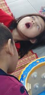 Bunyi nafas bising dan air liur. Mulut Tak Boleh Tutup Air Liur Meleleh Sampai Tak Cukup Tisu Tolong Buang Pokok Ber4cun Ni Kalau Nak Anak Selamat Viral Malaysia Ku