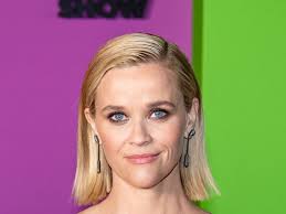 Reese Witherspoon desveló su rutina de belleza nocturna para lucir  impecable aún, después de haber alcanzado el cuarto piso.