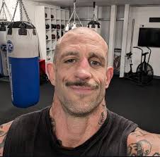 Harry 🤝 Wylift Congrats to Harry Ash for securing sponsorship through  former player/coach Tom Wyles! My name is Tom and here at Wylift training I  support athletes to improve their performance in