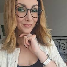 Celine Schmidt (@_runa_black_) • Instagram photos and videos