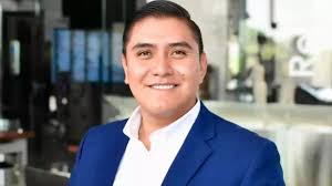 Esta escuela es la materialización de un sueño de dos visionarios:  Marialaura Medina de Salinas y Ricardo Salinas . El nuevo campus del  Colegio Humanitree con secundaria y preparatoria, encarna el futuro