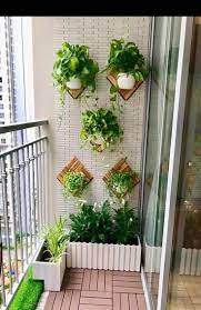 48 Fascinating Small Backyard Landscape Designs To Your Garden Small Balcony Garden House Plants Decor Apartment Balcony Garden