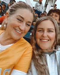 Elle Jimenez (@ellesjimenez) • Instagram photos and videos