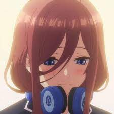 Postingan ini akan selalu selalu diupdate! Go Toubun No Hanayome Nakano Miku Animasi Gadis Animasi Senyum